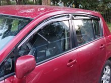 Nissan Tiida х/б 2004-2014 г. (темные)
