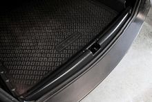 Renault Duster (2015-) На порожек багажника без скотча